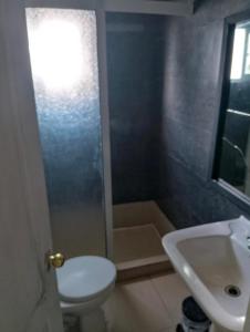 Et badeværelse på Cabañas las vegas + 4 billeder