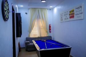 Spillelokalet på DTD Shortlet Homes