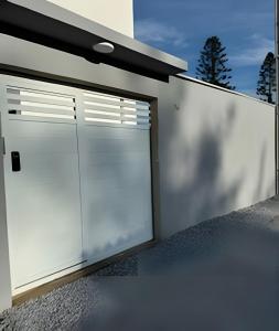 Galeriebild der Unterkunft suítes 2 minutos da Praia do Pontal in Arraial do Cabo