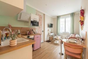 Køkken eller tekøkken på La bulle romantique