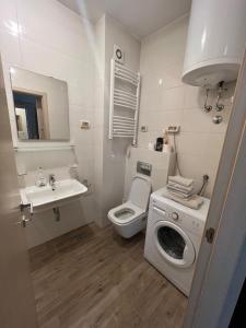 Et badeværelse på CITY Lux Apartment