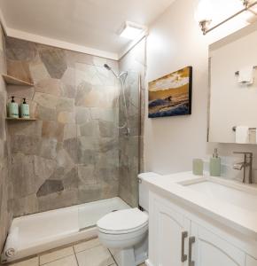 Koupelna v ubytování Kuilima West 101 condo