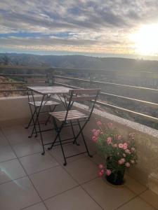 En balkon eller terrasse på Parque Mirador II - 3 Dormitorios - Excelente vista