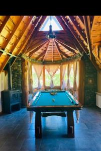 Biliár nebo kulečník v ubytování Cabaña Lago Puelo