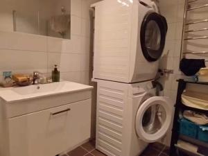 Φωτογραφία από το άλμπουμ του 4 star holiday home in Kalvsund σε Kalvsund +17 φωτογραφίες