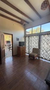 Et tv og/eller underholdning på Cabañas olmue