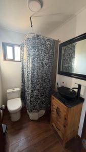 Et badeværelse på Cabañas olmue