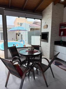 Swimmingpoolen hos eller tæt på Loft para casal que deseja privacidade