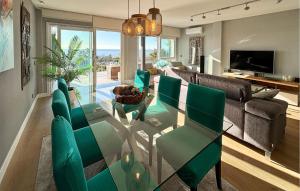 Et tv og/eller underholdning på Casa Benalgabon