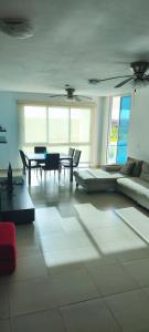 Galeriebild der Unterkunft Ocean Breeze Apartment in Playa Blanca