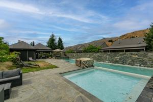 En generel udsigt til bjerge eller udsigt til bjerge taget fra lejligheden