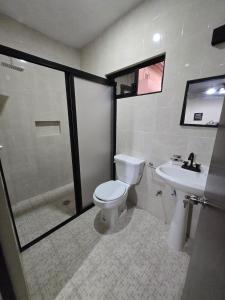 Koupelna v ubytování Hanna Suite