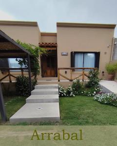 Bygningen som feriehuset ligger i