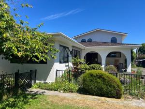 Afbeelding uit fotogalerij van Artist Retreat A Stay for Couples and Creatives in Riwaka