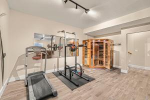 Γυμναστήριο ή/και όργανα γυμναστικής στο Teton Harmony by KABINO Hot Tub Pool Table Fire Pit Mtn Views 2 Levels 2 Living Rooms WiFi Grill