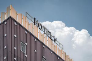 Φωτογραφία από το άλμπουμ του V Hotel σε Gumi +11 φωτογραφίες