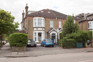 The building where the guesthouse is located 