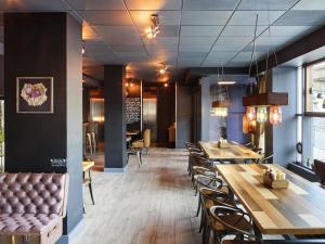 O zonă de relaxare la ibis Birmingham Airport Terminal Building - NEC