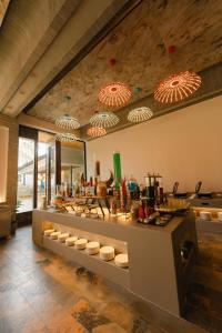 Φαγητό σε αυτό το ξενοδοχείο ή κάπου εκεί κοντά +33 φωτογραφίες