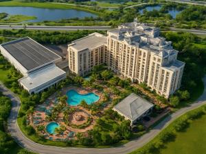 Bazén v ubytování Las Palmeras, a Hilton Grand Vacations Club - STUDIO STD nebo v jeho okolí