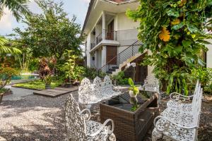 En have udenfor Pondok Sari Kuta