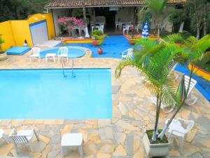 A piscina localizada em Pousada Atobá Juquehy Apartamentos ou nos arredores