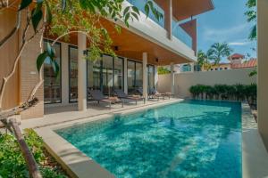 Hồ bơi trong/gần Sava & Liva Villa - Spacious & Modern Pool Villa near Rawai