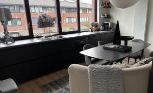 Posezení v ubytování Near Amsterdam and airport, 90m2, privacy!