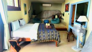 Ένα ή περισσότερα κρεβάτια σε δωμάτιο στο Villa Crystal +34 φωτογραφίες