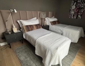 Postel nebo postele na pokoji v ubytování Near Amsterdam and airport, 90m2, privacy!