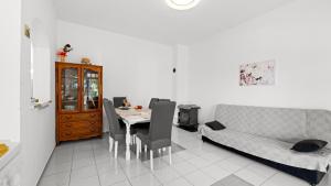 Posezení v ubytování Holiday Home San by Villas Guide