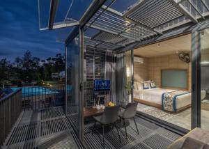 Hồ bơi trong/gần Vanani resort and caravan park Munnar +28 ảnh