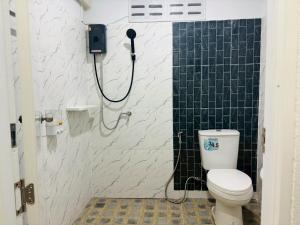 Phòng tắm tại Rose Park Resort