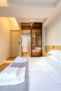 Fotografie z fotogalerie ubytování The Canopy Loft, A Curated 5-Star Experience v destinaci Mesochórion