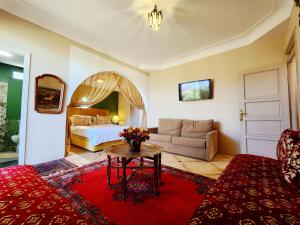 Khu vực ghế ngồi tại Riad salix d'agafay