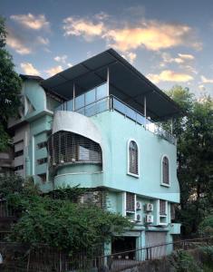 Budova, kde se vila nachází