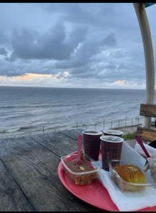 Đồ ăn tại/gần căn hộ