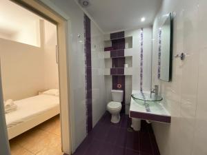 Phòng tắm tại Sisifou Apartment