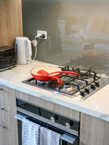 Η κουζίνα ή μικρή κουζίνα στο Tranquil Studio in Schofields