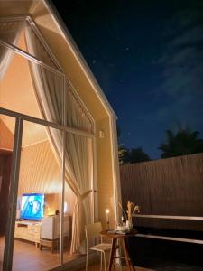 TV/trung tâm giải trí tại Baanpufa Resort