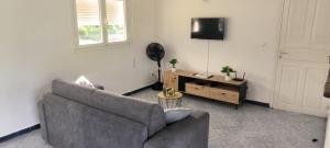 Posezení v ubytování Maison Cécilia vue sur les saintes