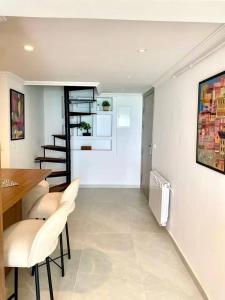 Fotografie z fotogalerie ubytování Lcume Blanche - apartment with feet in the water v destinaci Douar el Hafey