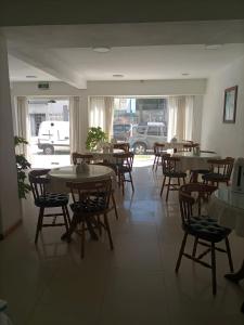 En restaurant eller et andet spisested på Hotel Rivamar