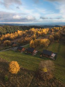 Příroda nedaleko prázdninového areálu
