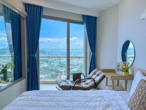 Postel nebo postele na pokoji v ubytování Habi Home - The Sóng Vũng Tàu + 60 fotografií