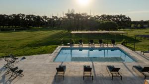 Bazén v ubytování Casa Lahusen nebo v jeho okolí