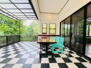 Ban công/sân hiên tại Today Sunset ที่พักวังน้ำเขียว