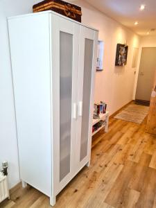 Kuchyň nebo kuchyňský kout v ubytování " Michaelas HUUS " zwischen den Meeren, Trappenkamp Holsteinische Schweiz + 14 fotografií