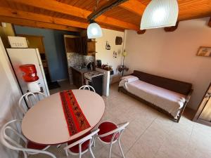 En eller flere senge i et værelse på Del Mar