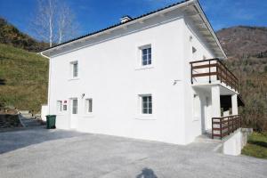 En generel udsigt til bjerge eller udsigt til bjerge taget fra feriehuset